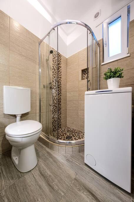Astoria Apartment Budapest Luaran gambar